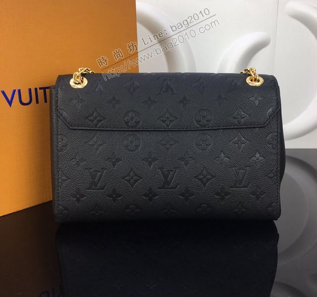 LV包 lv新款女包 Vavin小號手袋 壓紋Monogram Empreinte牛皮 皮革鏈帶 LV單肩斜挎女包  ydh3415